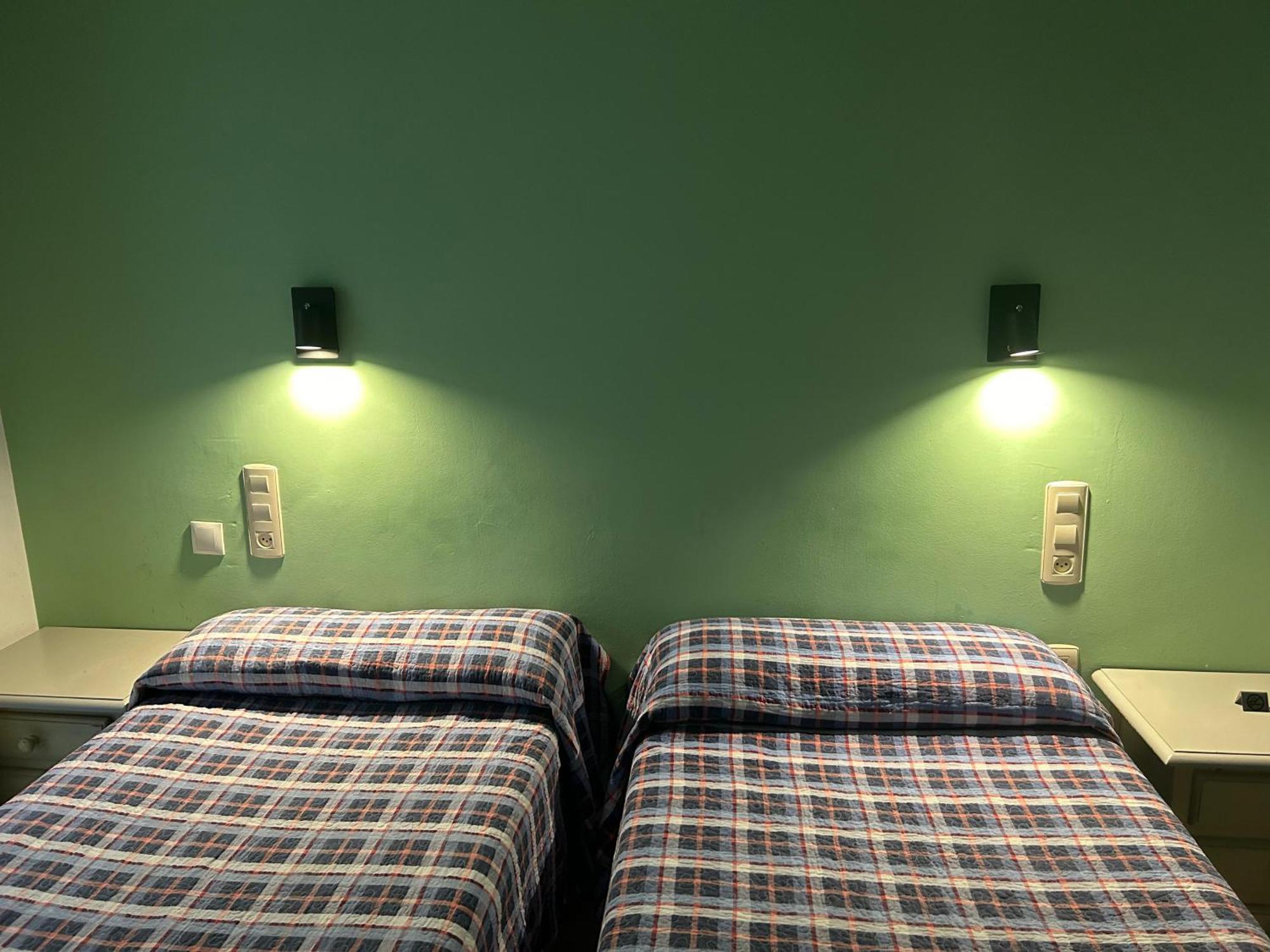 Hostal El Olivo グラナダ エクステリア 写真