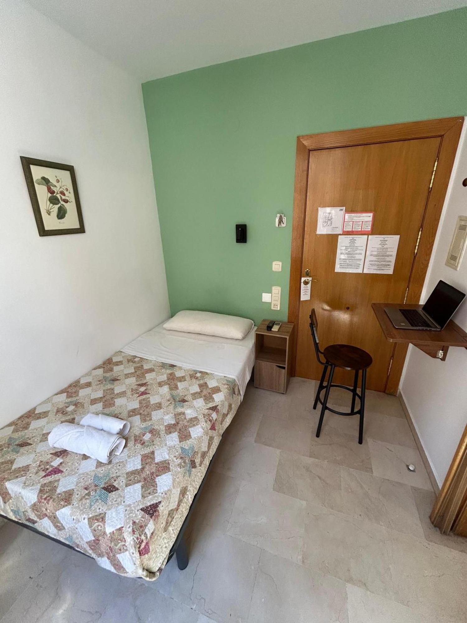 Hostal El Olivo グラナダ エクステリア 写真