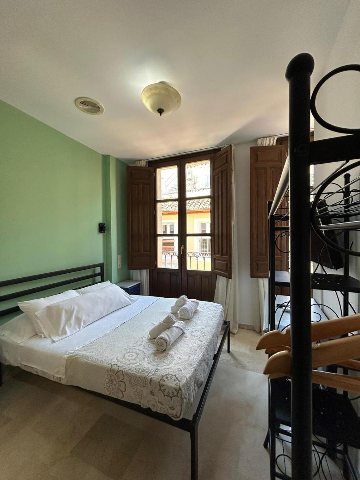 Hostal El Olivo グラナダ エクステリア 写真
