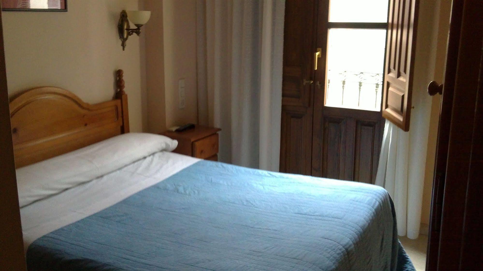 Hostal El Olivo グラナダ エクステリア 写真
